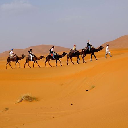 Merzouga Luxury Traditional Camp Bagian luar foto